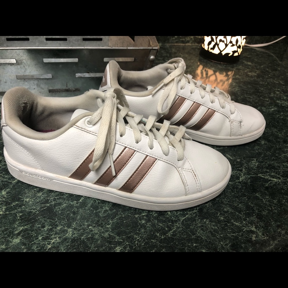 Adidas Cloudfoam “rose gold”